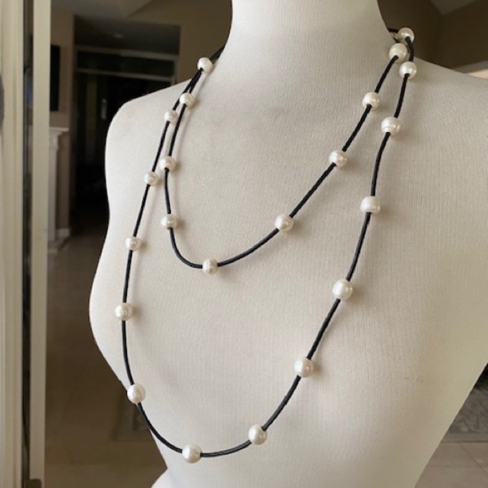 Leather and Pearl Necklace
